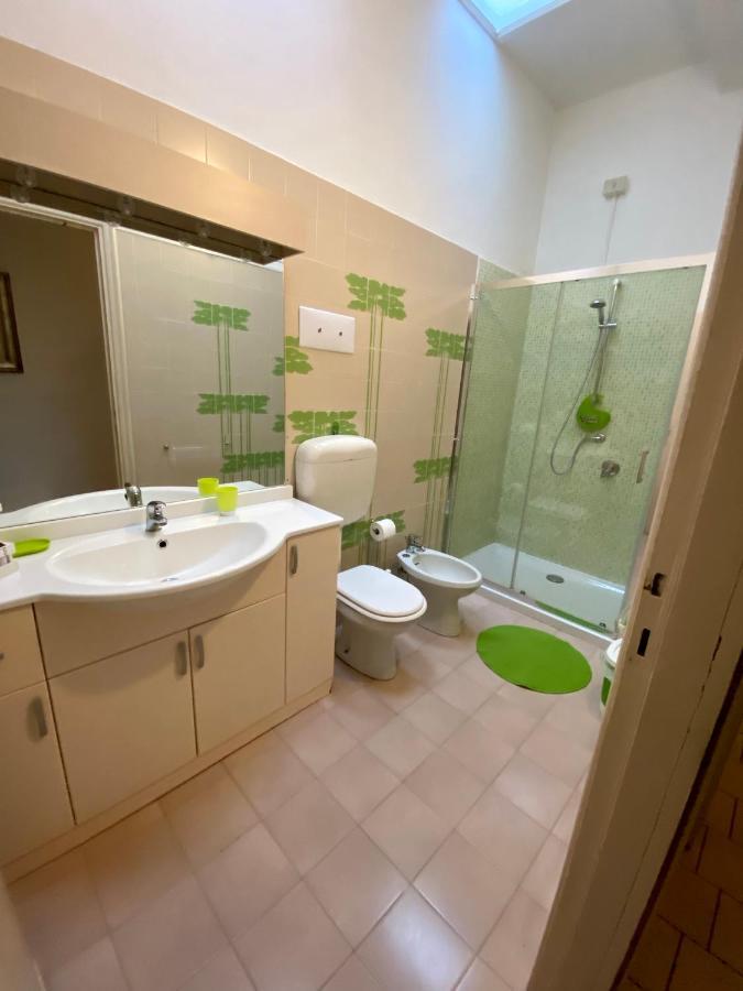 Casa Vacanze Gabbianella Villa Con Giardino Lungolago Maderno Toscolano-Maderno Exterior foto