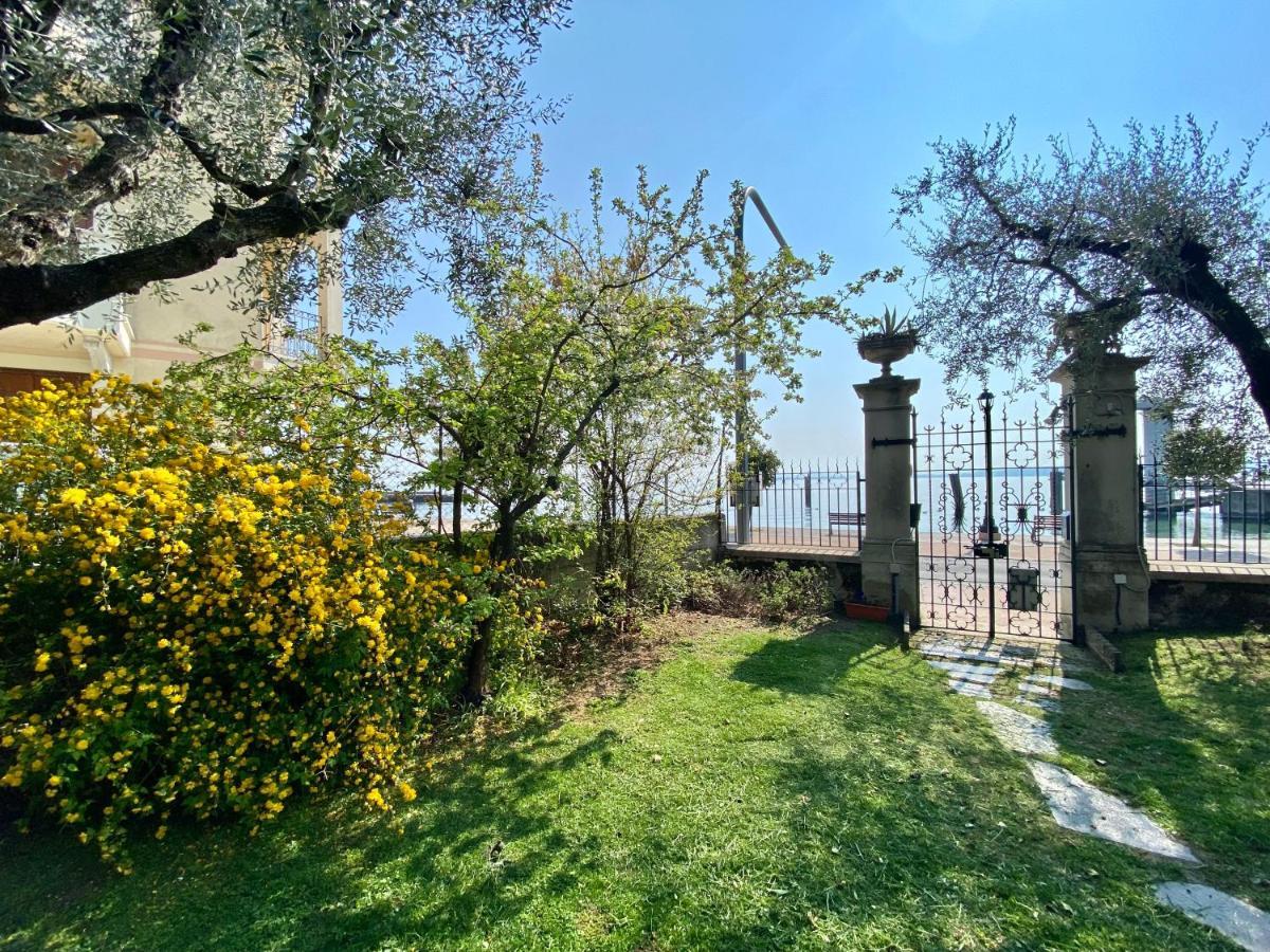 Casa Vacanze Gabbianella Villa Con Giardino Lungolago Maderno Toscolano-Maderno Exterior foto